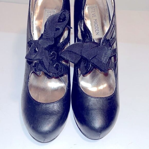 Steve Madden black leather string up 5”heels - Picture 6 of 6